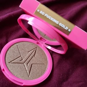 Jeffree Star 'So Fucking Gold' skin frost